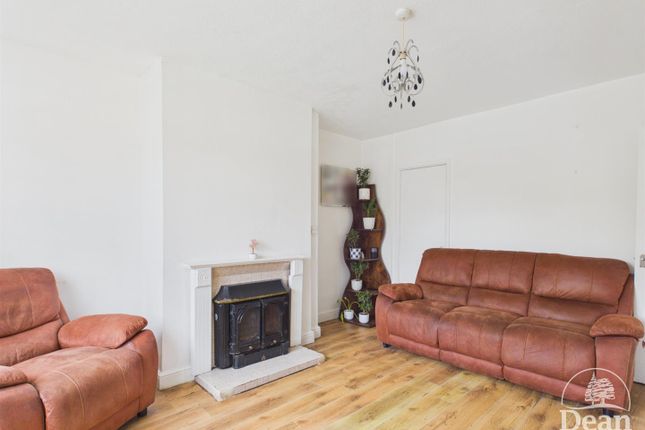 3, Council Villas, Lydbrook photo 3