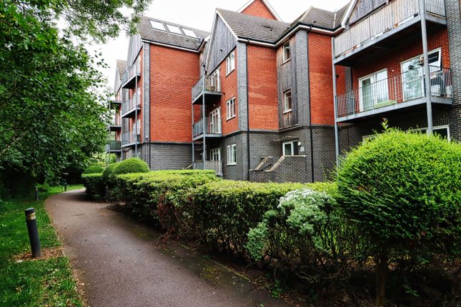 Flat to rent in Millward Drive, Fenny Stratford, Milton Keynes