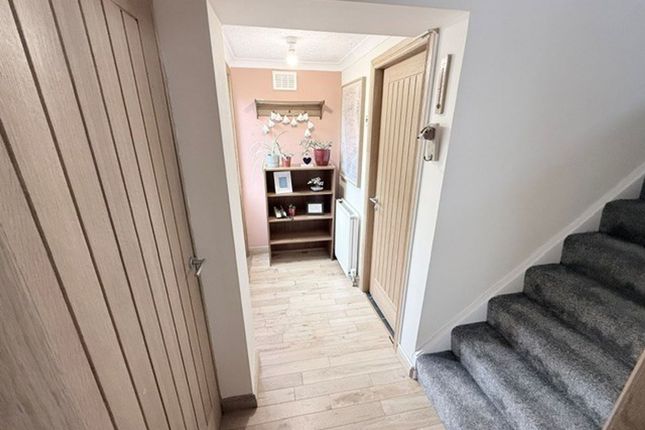107 Ralston Court, Glenrothes photo 4