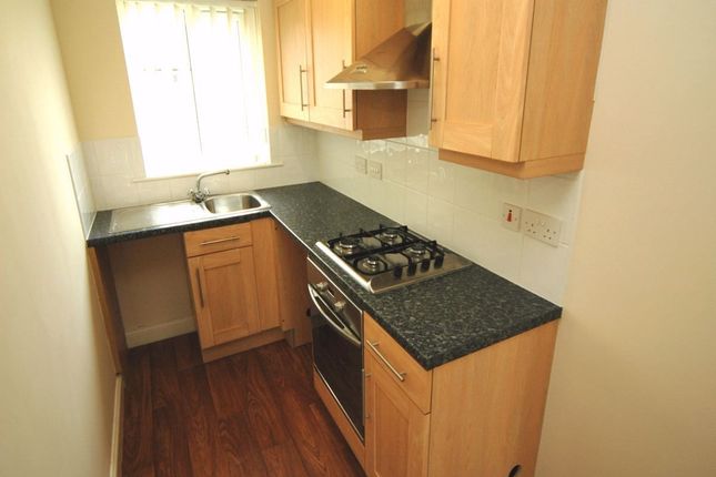 4, Holyhead Close, Seaham photo 3