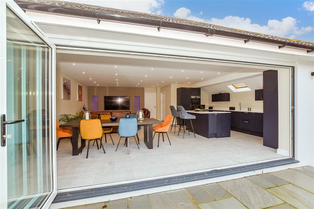 3-bed bungalow on Fairlea Road, Emsworth, £579,950