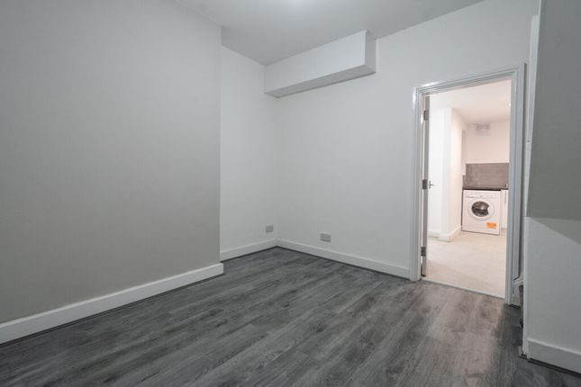24, Sleepers Hill, Liverpool photo 4