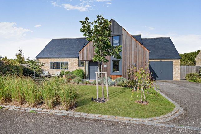 4-bed detached on Field House, Bracknell Road, Berkshire, £1,675,000