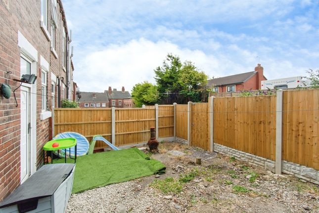 13, Bond Street, Pontefract photo 4