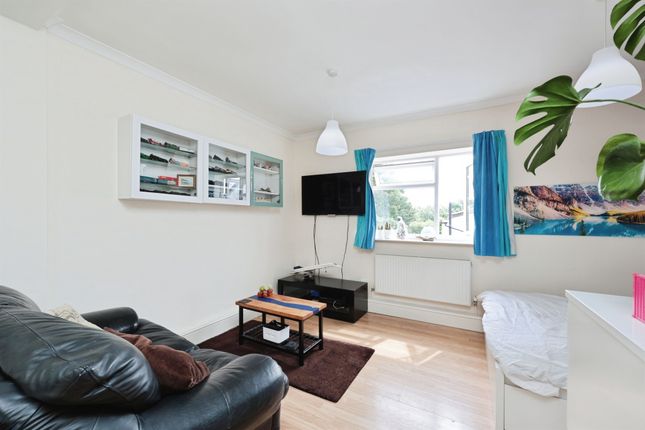 Studio studio on Flat 3a, 166-168, St. Albans Road, Watford, £180,000