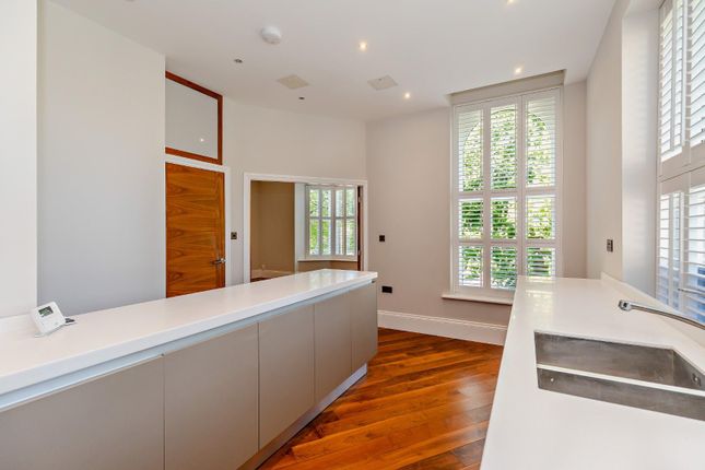 8646631-Interior13-800.Jpg