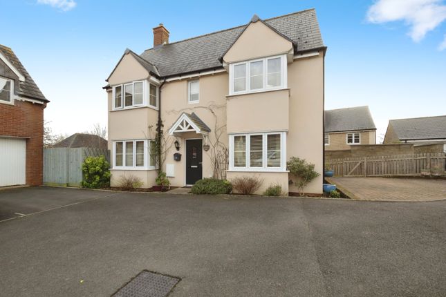 Detached house for sale in Symons Close, Bovey Tracey, Newton Abbot, Devon