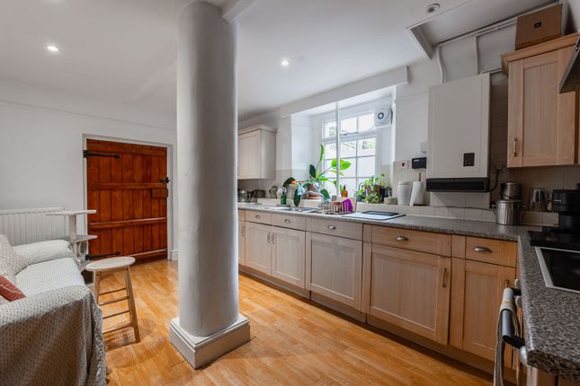 Apartment Kitchen