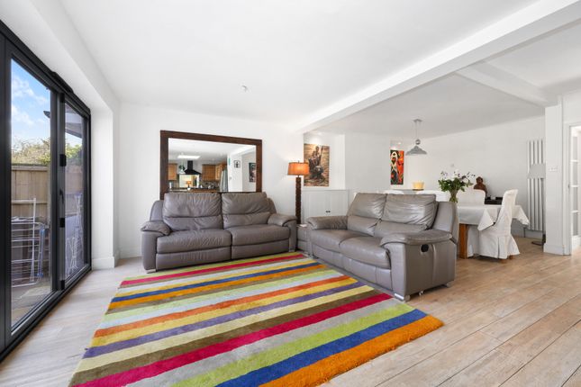 Terraced house to rent in St. Oswald's Road, London