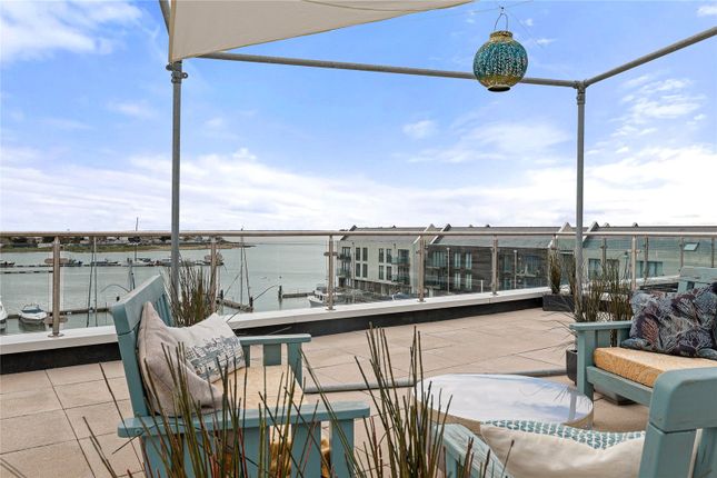 41 Harbour Square,, Waterside Marina, Colchester photo 3