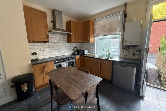Harlech Road, Leeds photo 2