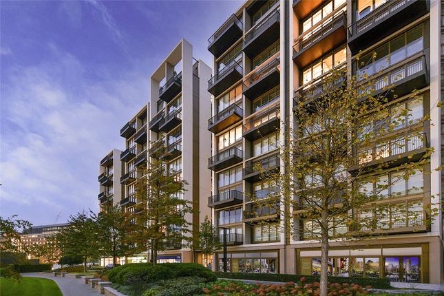Thumbnail Flat for sale in Lincoln Apartments, Fountain Park Way, London