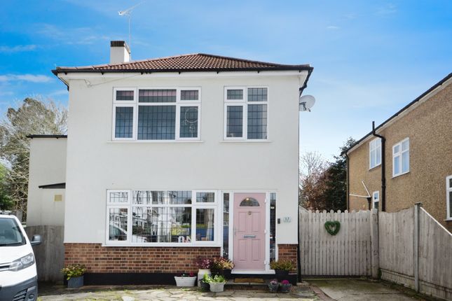 Thumbnail Detached house for sale in The Grove, Brentwood