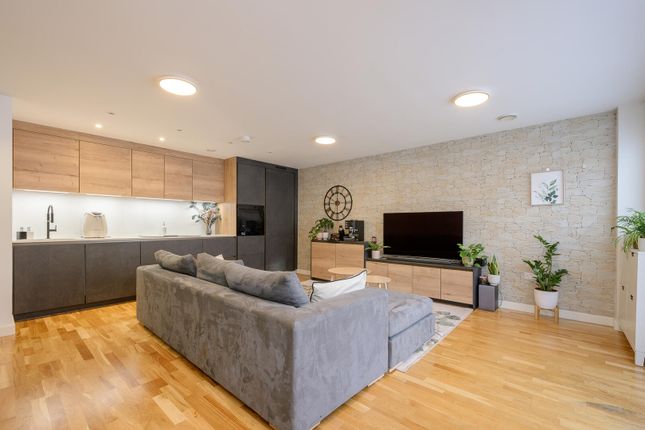 3-bed flat on 32, Baltic Avenue, Brentford, £650,000