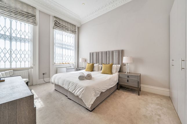 Redcliffe Square, Chelsea photo 4