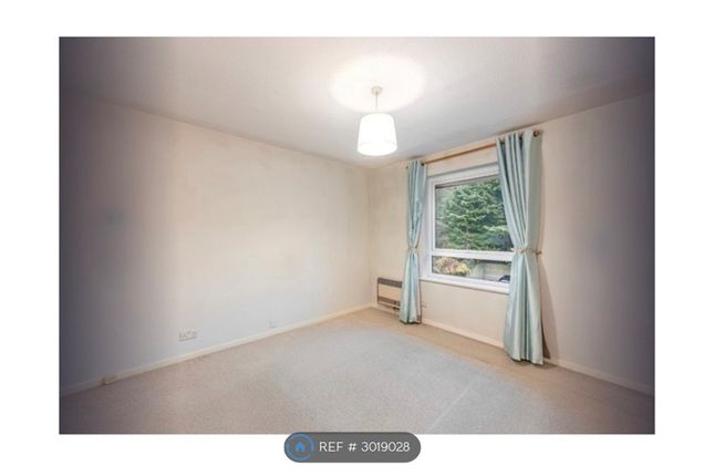 Flat, Wren Court Coombe Road, Croydon photo 3