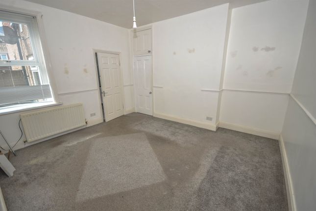 27 Bewick Street, South Shields photo 3