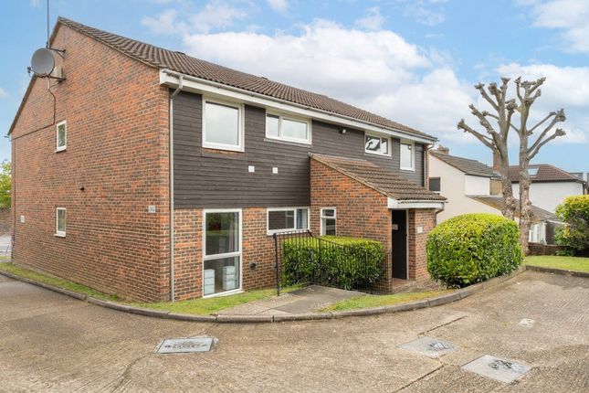 Thumbnail Flat for sale in Relko Gardens, Sutton