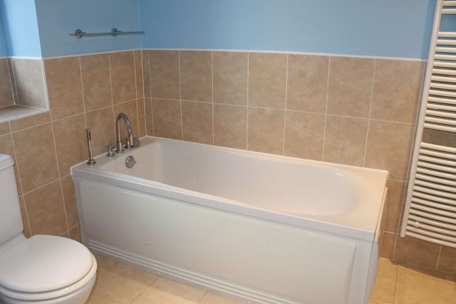 Ensuite To Bedroom 2