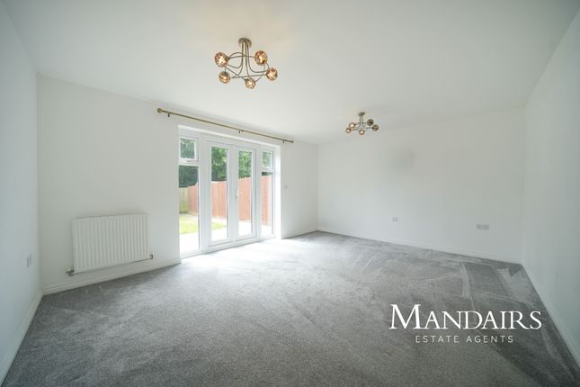 50 Market Rasen Drive, Bourne photo 4