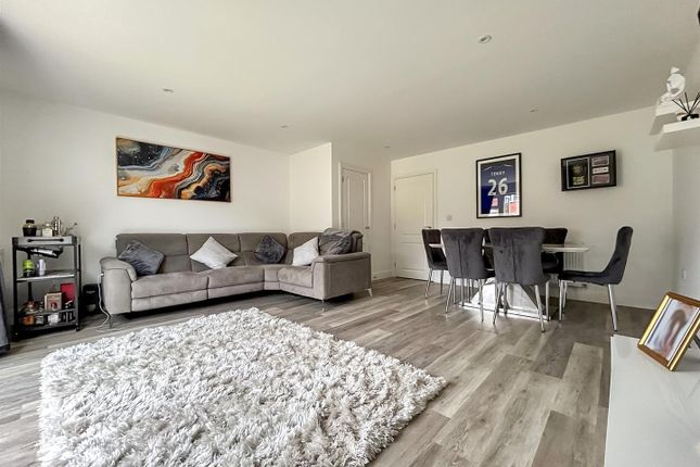 9, Hengist Drive, Aylesford photo 2