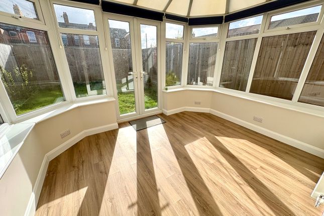 3, Fretter Close, LEICESTER photo 3
