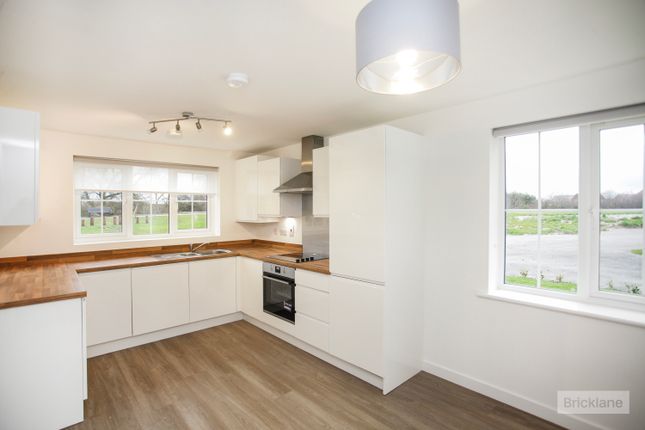 17, Vitellius Close, NUNEATON photo 3