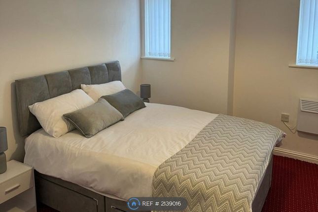 Flat F, Silchester Drive Monsall, Manchester photo 5