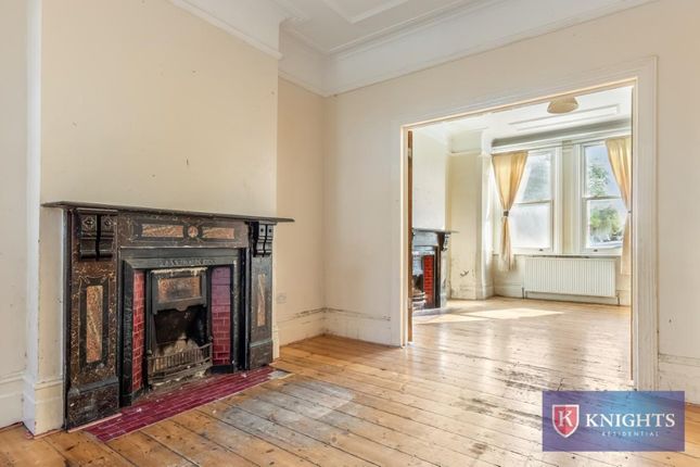 273, Mount Pleasant road, London photo 3