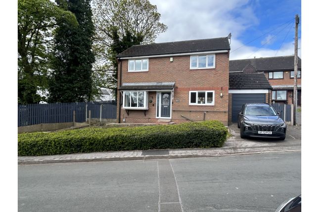 Detached house for sale in Ferncroft, Liversedge