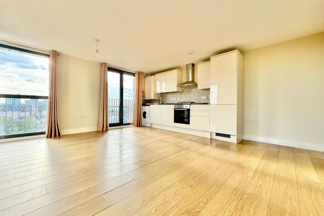 Flat 704, Charter House 450, High Road, Ilford photo 4