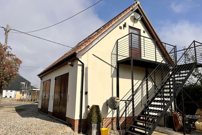 Yew Tree Cottage, Bardfield End Green, Thaxted photo 2