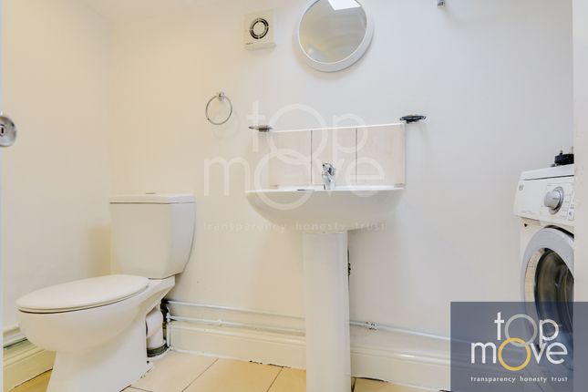 157a, Cherry Orchard Road, East Croydon photo 5
