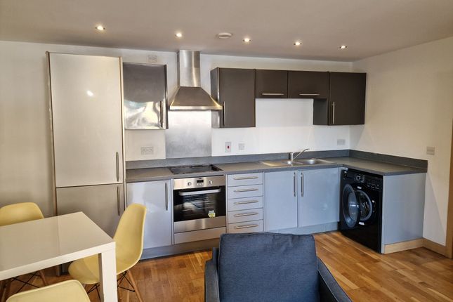 Flat 38, Brecon Lodge, West Drayton photo 4
