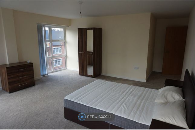 Flat, Blenheim Court Charles Street, Leicester photo 4
