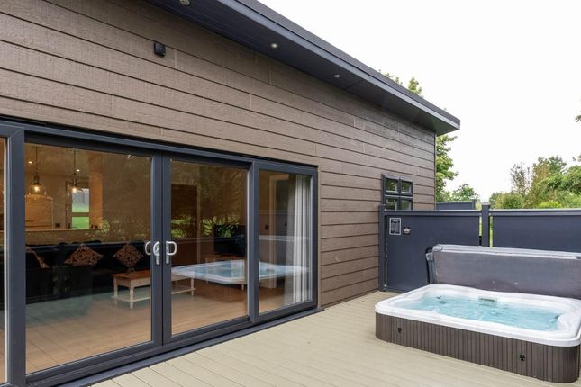 2-bed caravan on Prestige Hampton 2018, Aysgarth Lodges, Westholme Bank, Leyburn, £210,000