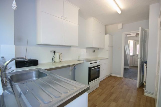 3, Gordon Richards Close, Newmarket photo 4