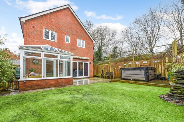 Thumbnail Detached house for sale in Catkin Grove, Horndean, Waterlooville