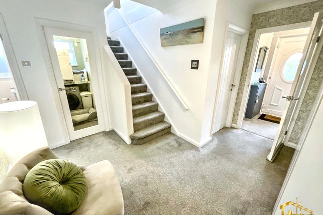 26, Millfield Rise, Bexhill-on-Sea photo 3