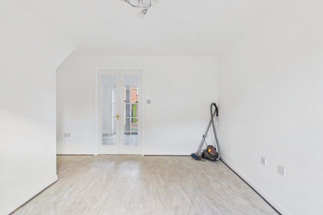 Keats Close, Downham Market photo 3