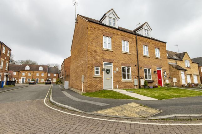 Town house for sale in Haslam Court, Chesterfield