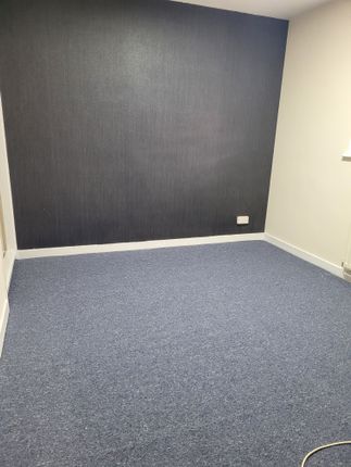 Flat to rent in Stoughton Road, Leicester