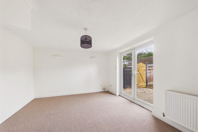 64, Blackburn Avenue, Brough photo 4