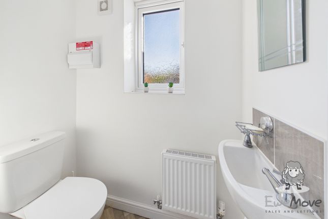 38, Cupra Gardens, St. Helens photo 4