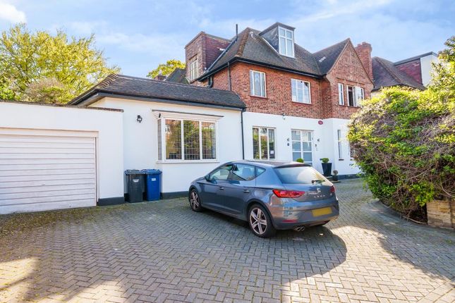 Thumbnail Detached house for sale in Arden Road, Finchley