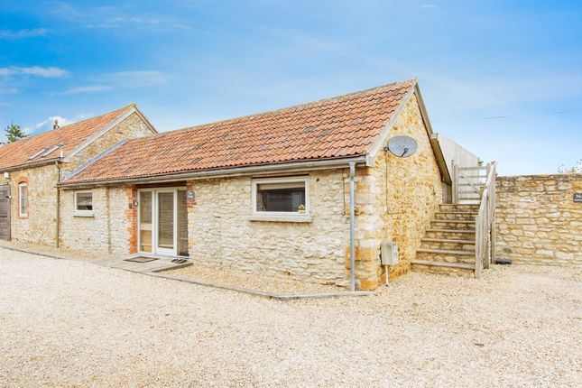 1-bed caravan on 7, Saxon Maybank, Sherborne, £150,000