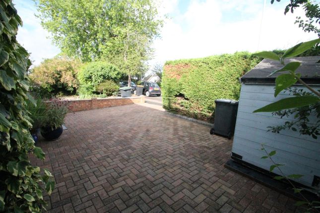 22, Haylands Way, Bedford photo 3