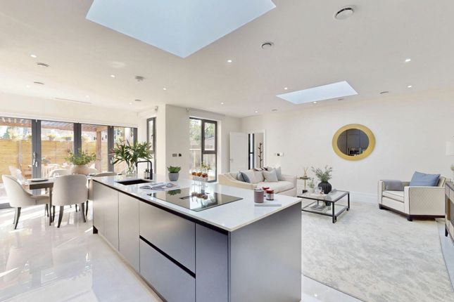 43, Rosemont Road, London photo 4