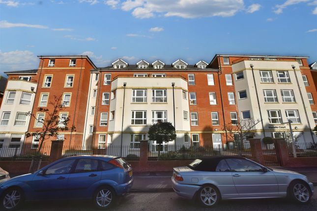 Thumbnail Flat for sale in Jevington Gardens, Eastbourne