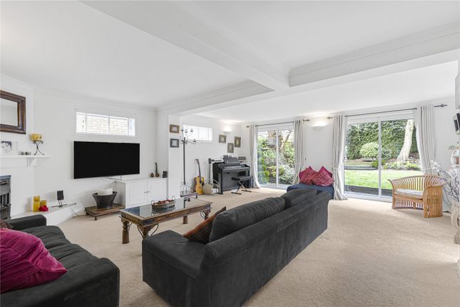 Detached house for sale in Ridgewood Drive, Harpenden, Hertfordshire